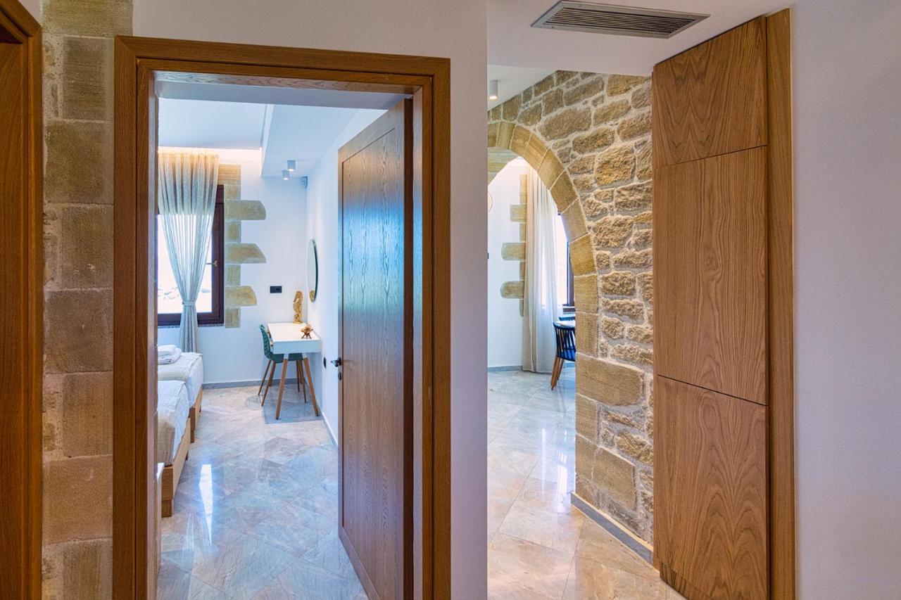 Athinais Villa 팔라이오코라 외부 사진