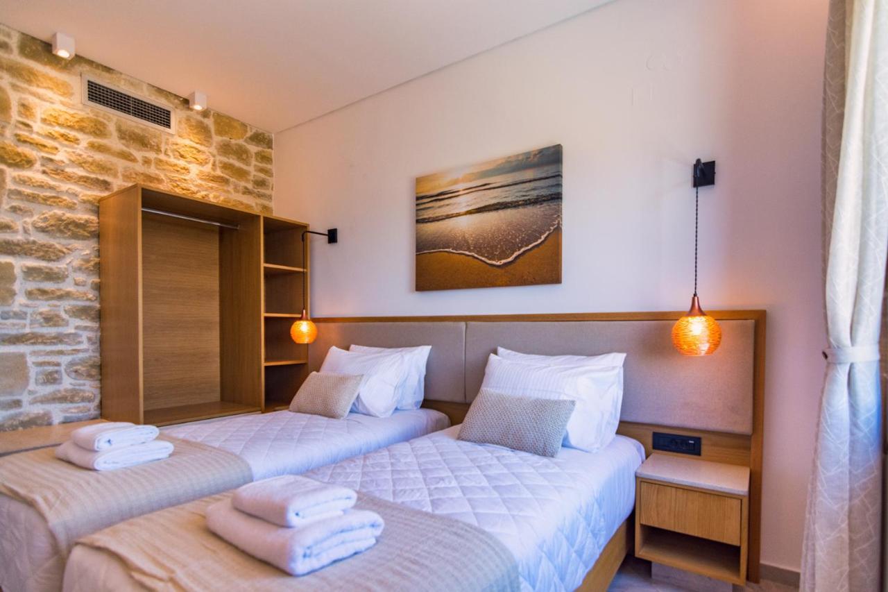 Athinais Villa 팔라이오코라 외부 사진
